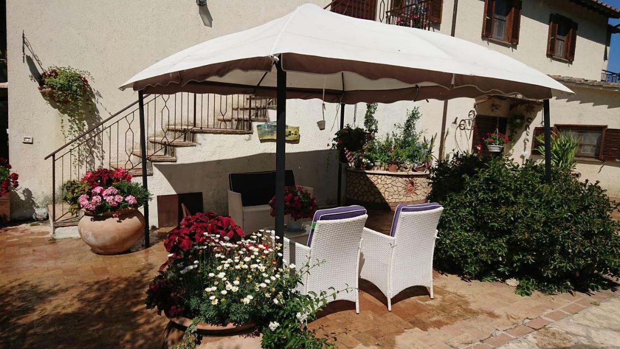 Bed And Breakfast Casale Isorella San Gemini Zewnętrze zdjęcie